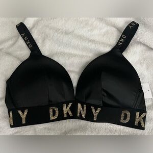 NWT DKNY Cozy Boyfriend T-Shirt Bra